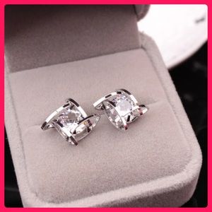 Elegant Silver Cube Stud Earrings